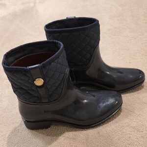 Tommy Hilfiger Short Rain Boots Size 10